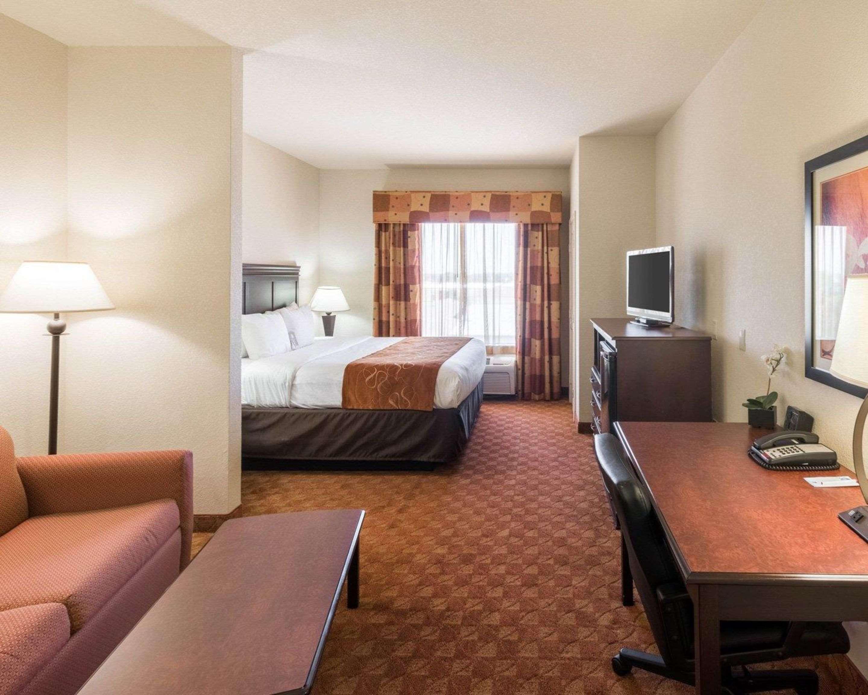 Comfort Suites Granbury Esterno foto