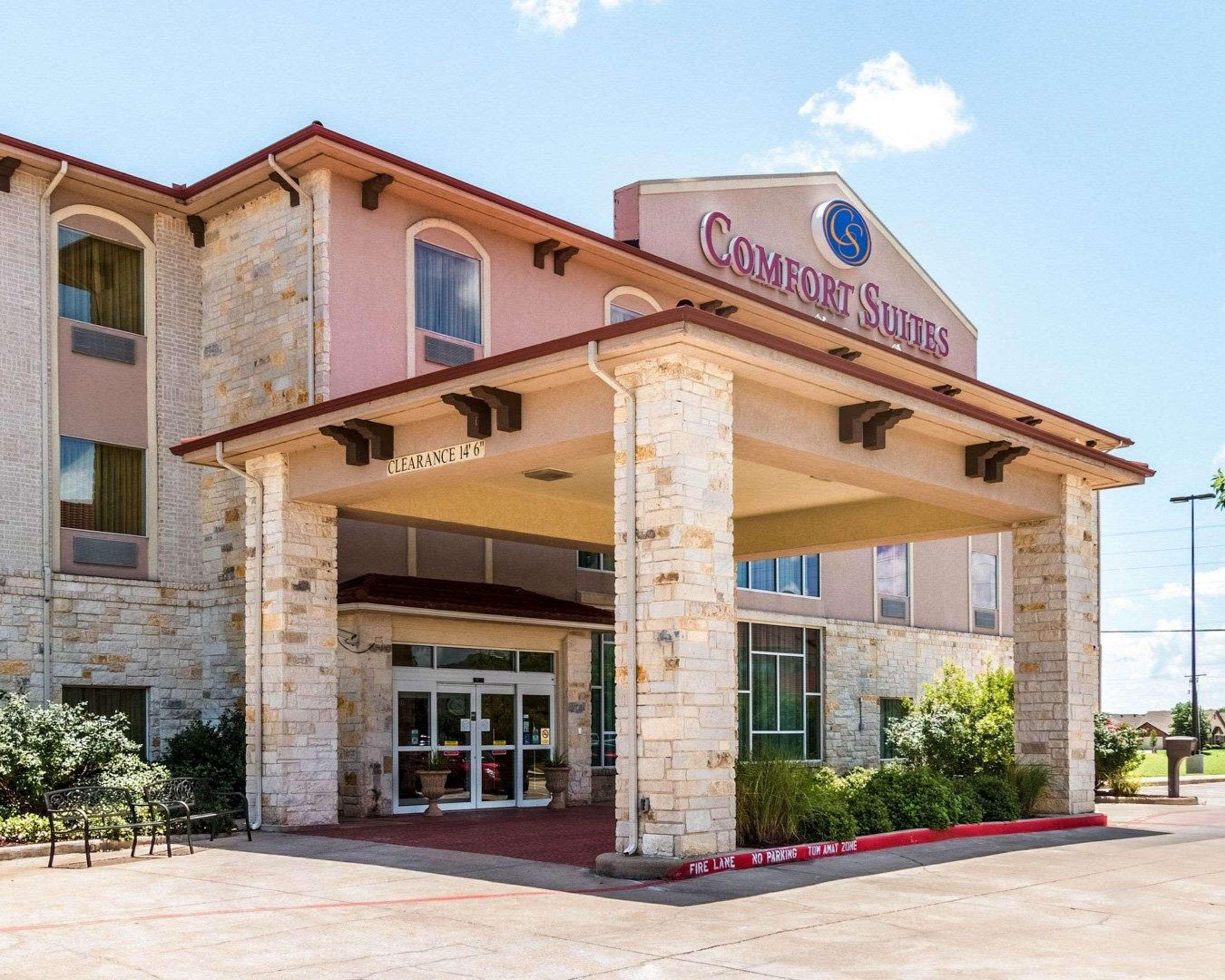 Comfort Suites Granbury Esterno foto