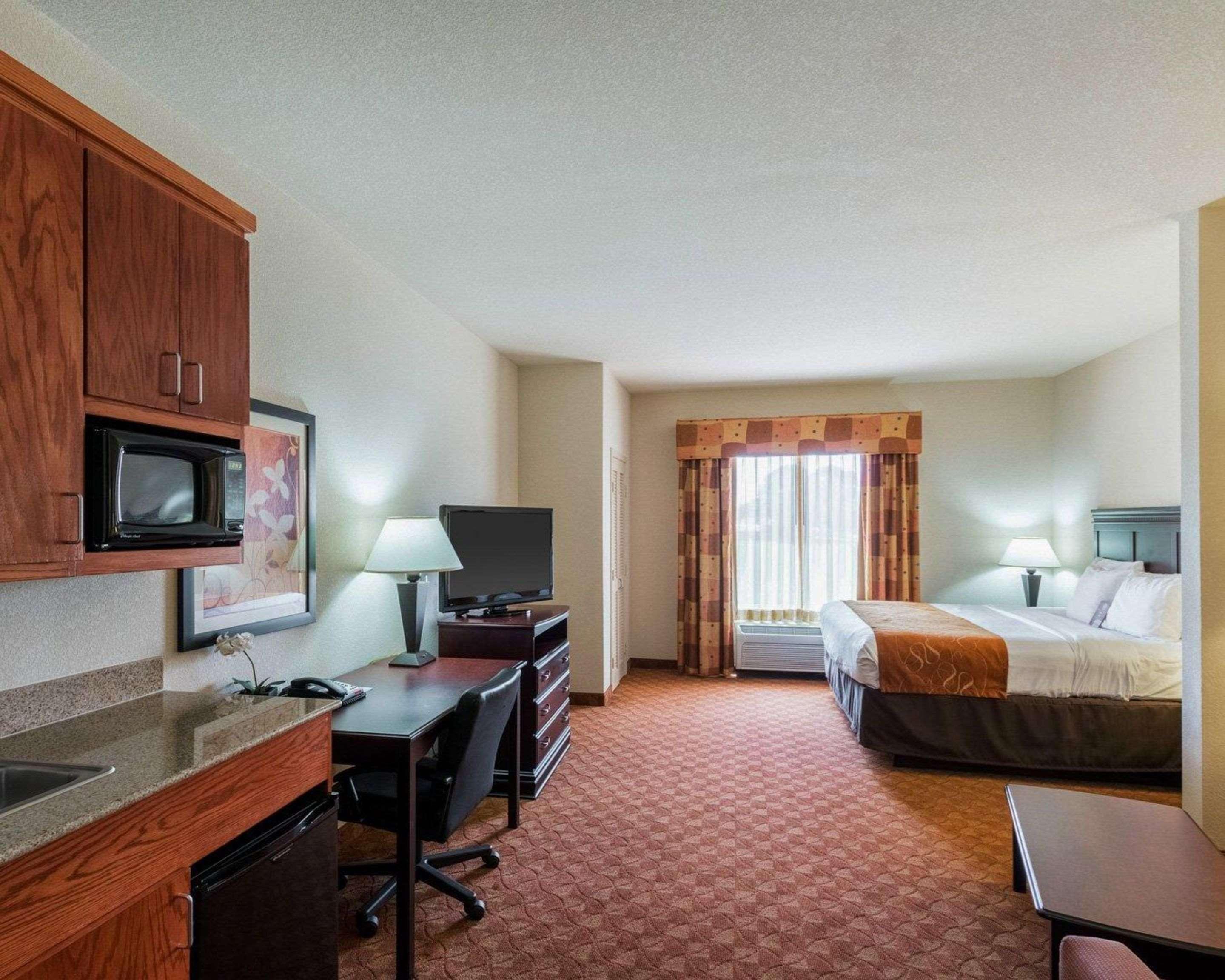 Comfort Suites Granbury Esterno foto