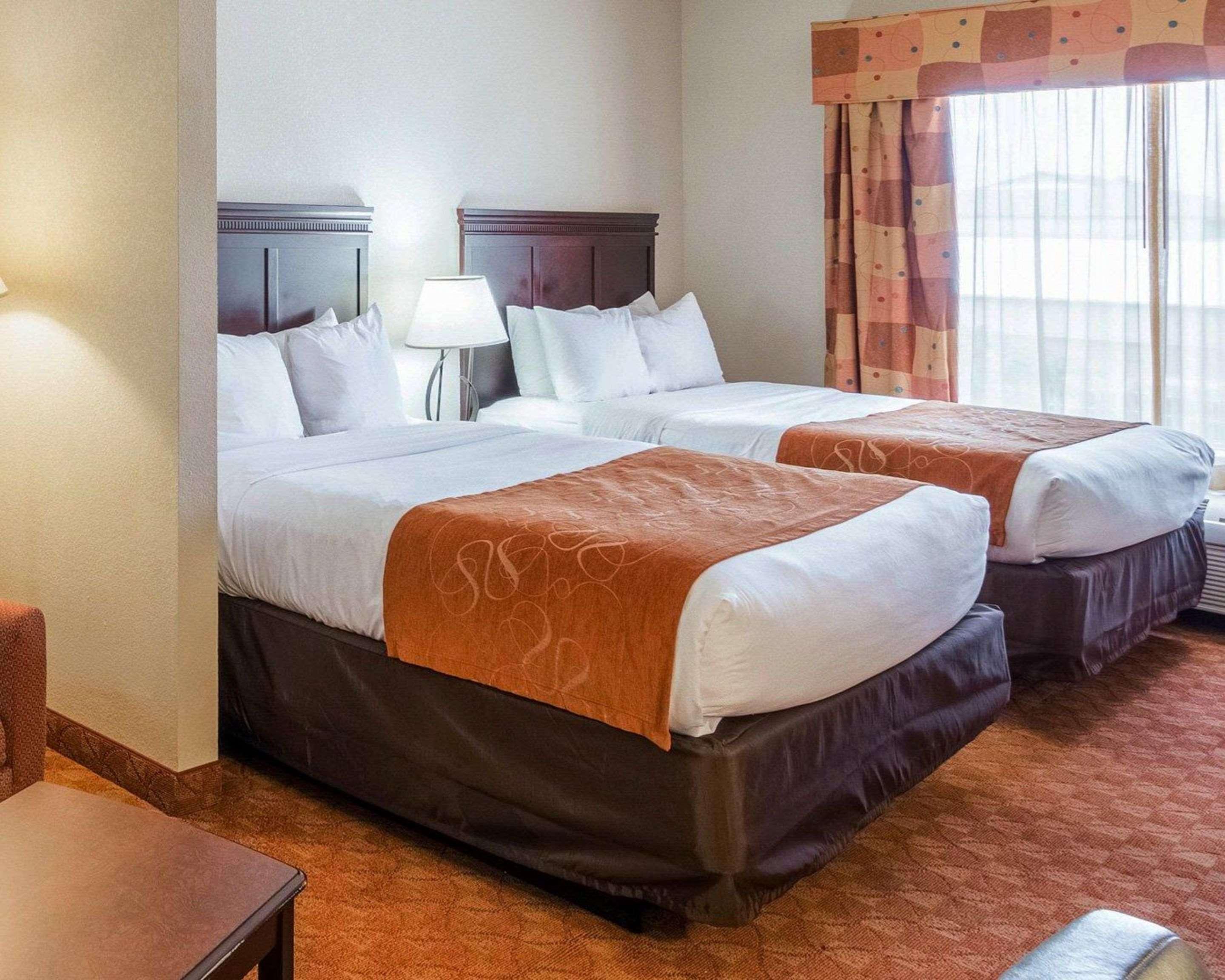Comfort Suites Granbury Esterno foto