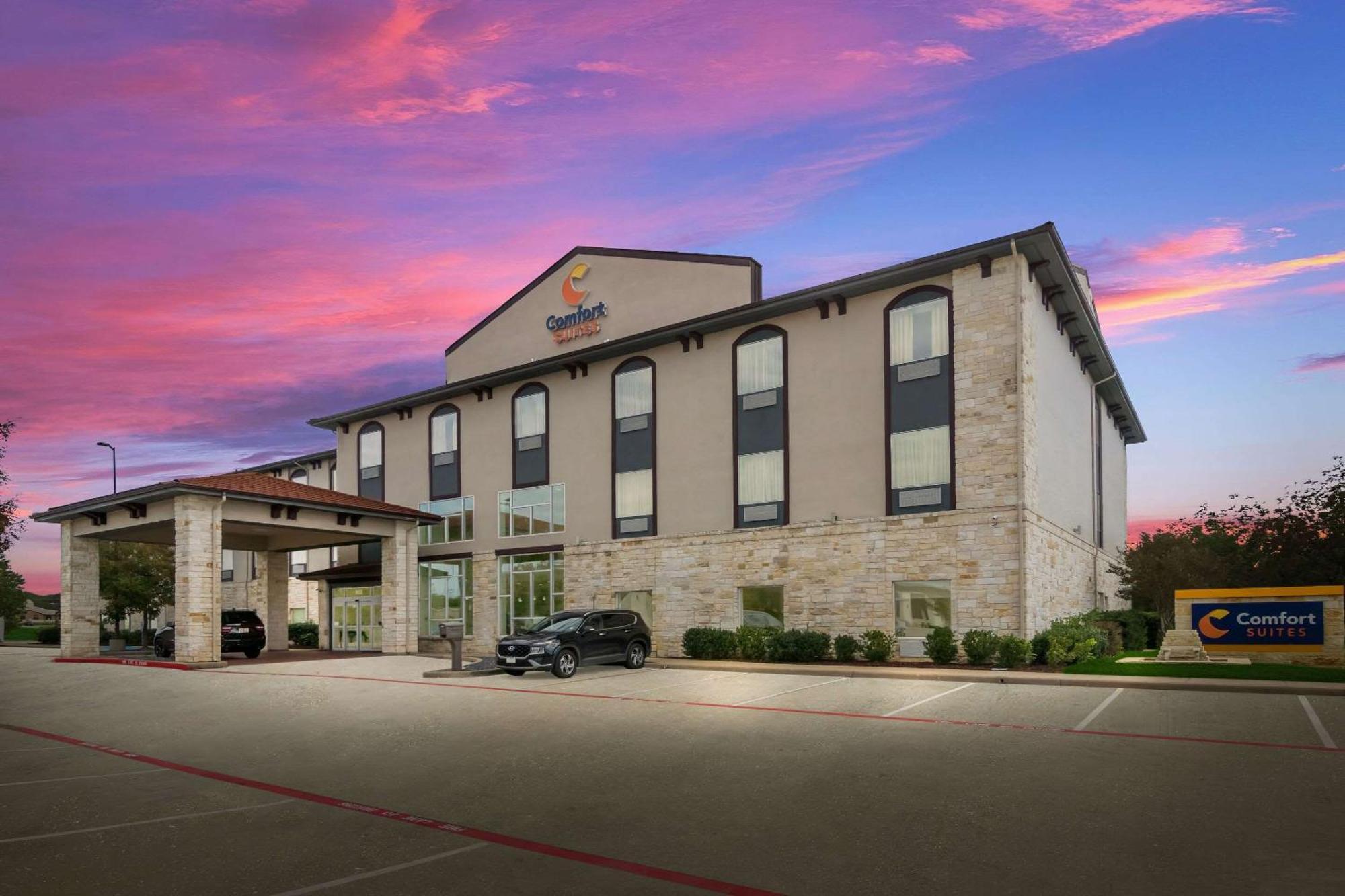 Comfort Suites Granbury Esterno foto